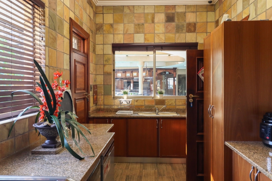 4 Bedroom Property for Sale in Heuwelsig Free State